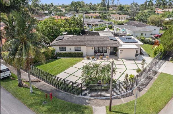 830 Southwest 93rd Avenue Miami, FL 33174 - Photo 48 of 48 a view of a house with backyard and sitting area