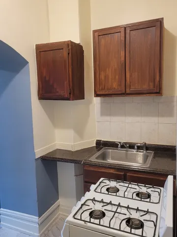 $259,999 | 9034 South Commercial Avenue, Chicago, IL 60617