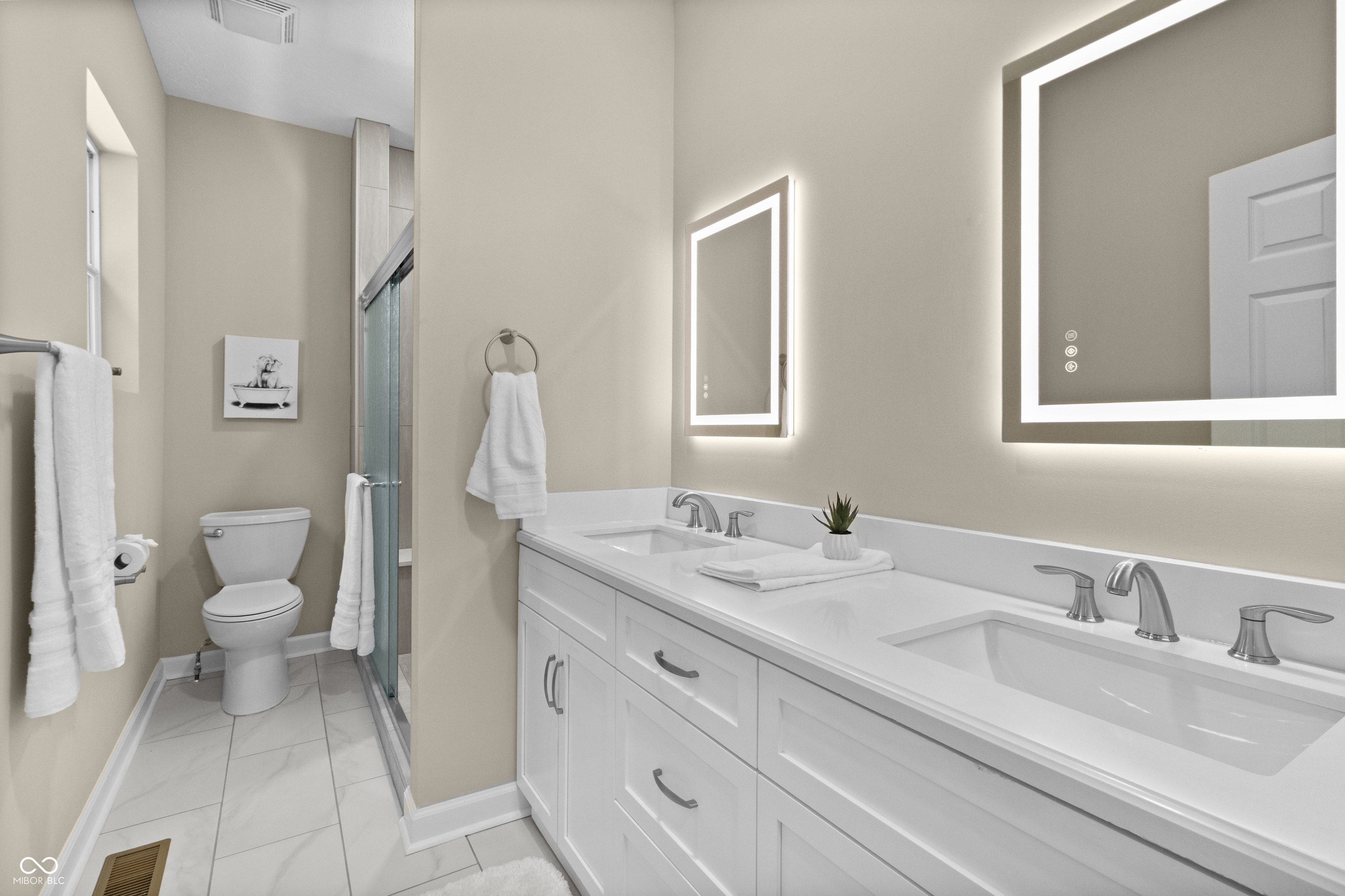 2430 Stuart Street Indianapolis, IN 46218 - Photo 30 of 51