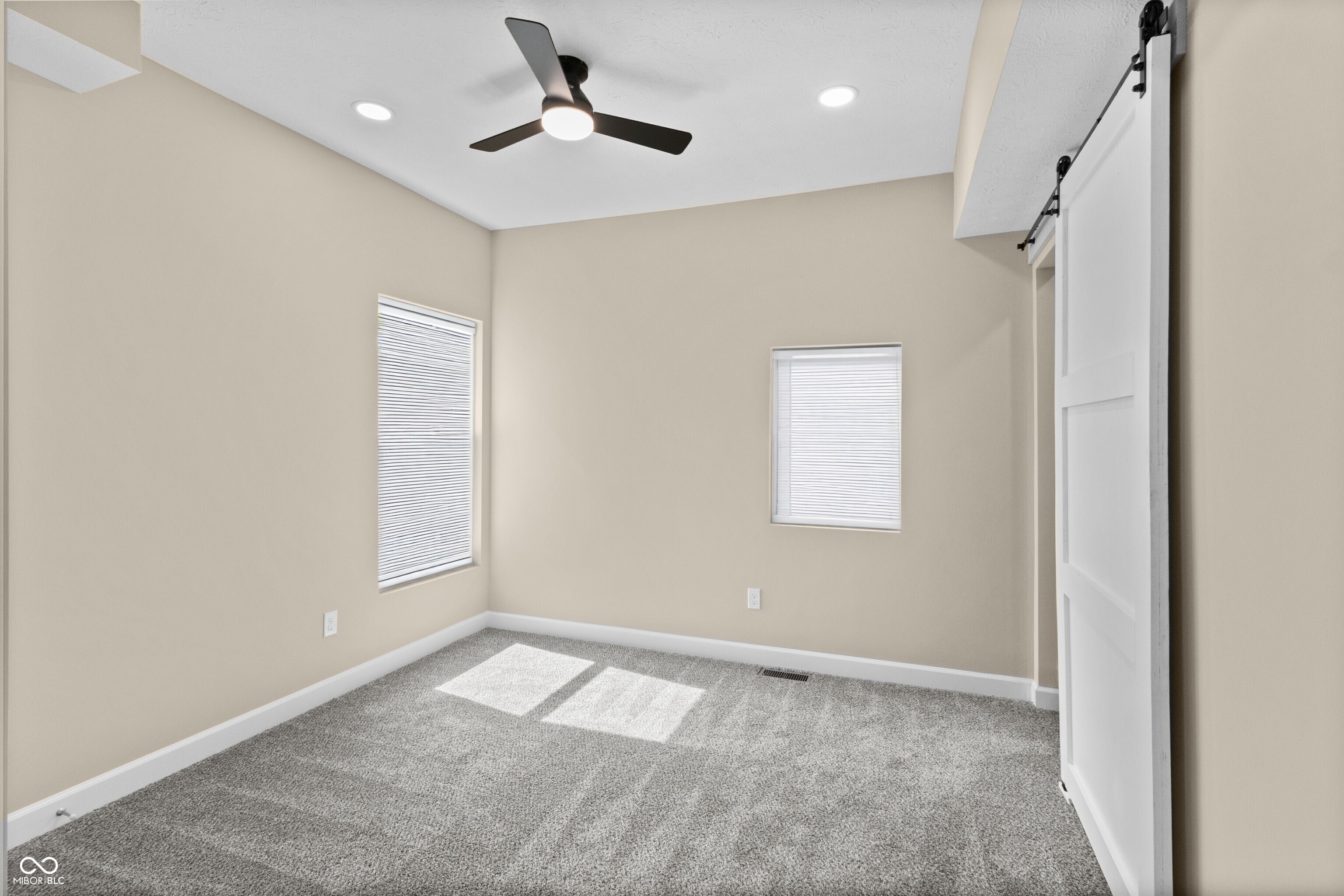 2430 Stuart Street Indianapolis, IN 46218 - Photo 32 of 51