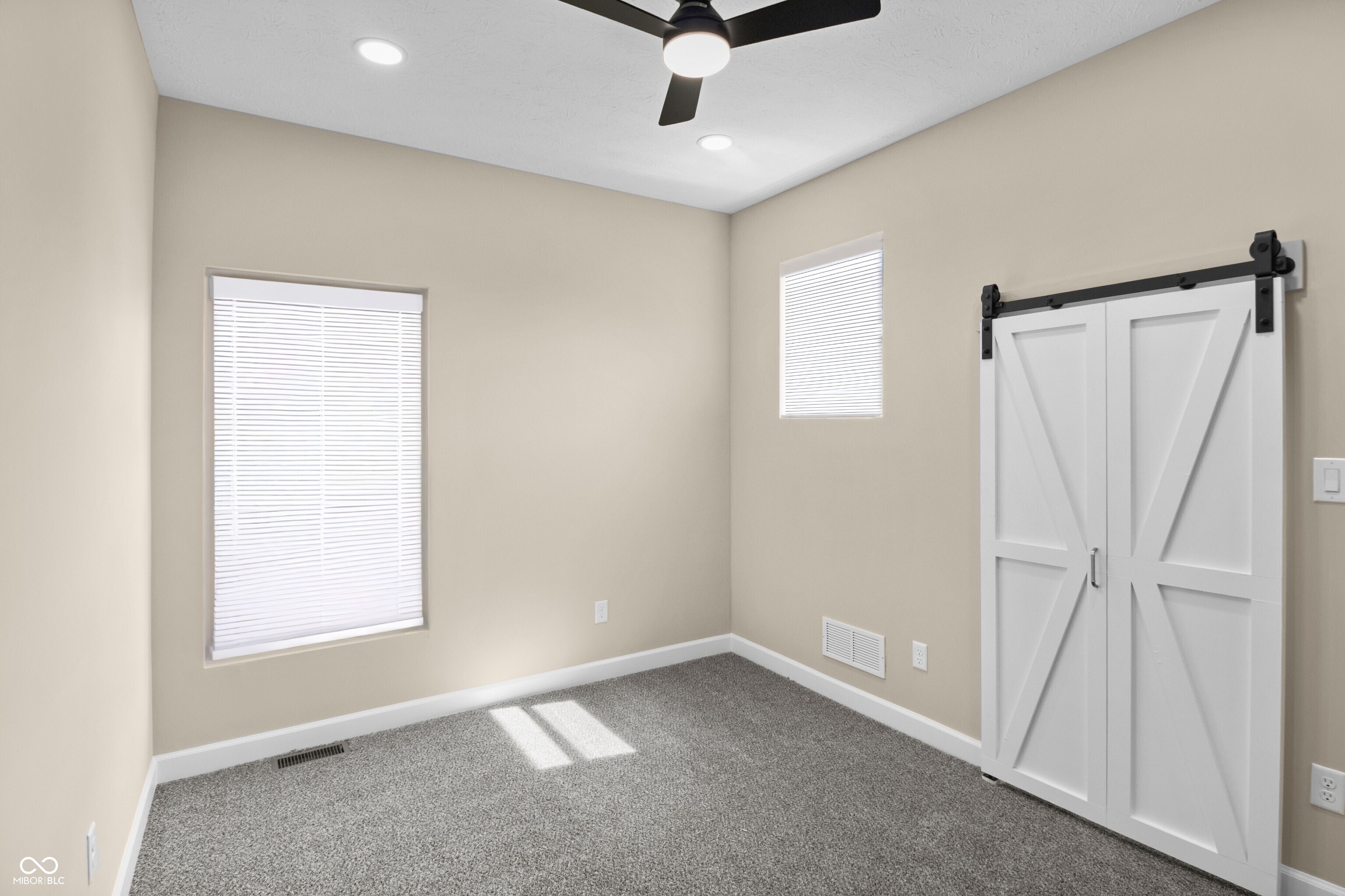 2430 Stuart Street Indianapolis, IN 46218 - Photo 33 of 51