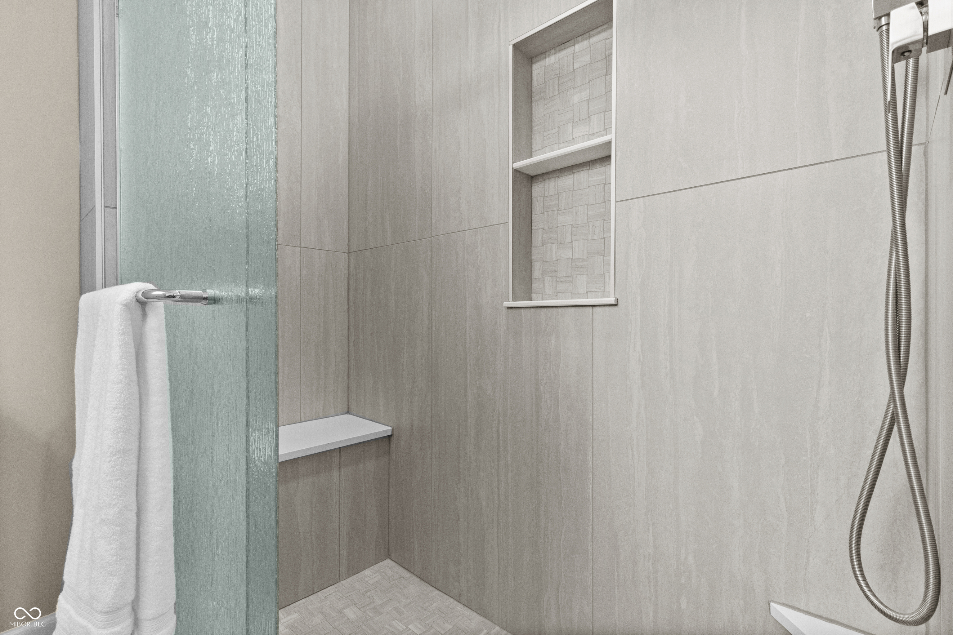 2430 Stuart Street Indianapolis, IN 46218 - Photo 38 of 51