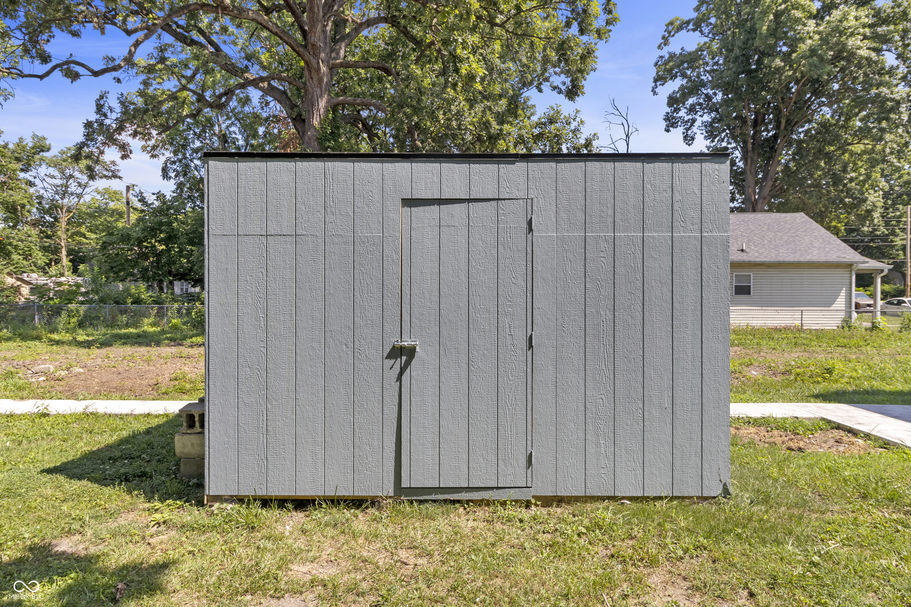 2430 Stuart Street Indianapolis, IN 46218 - Photo 50 of 51