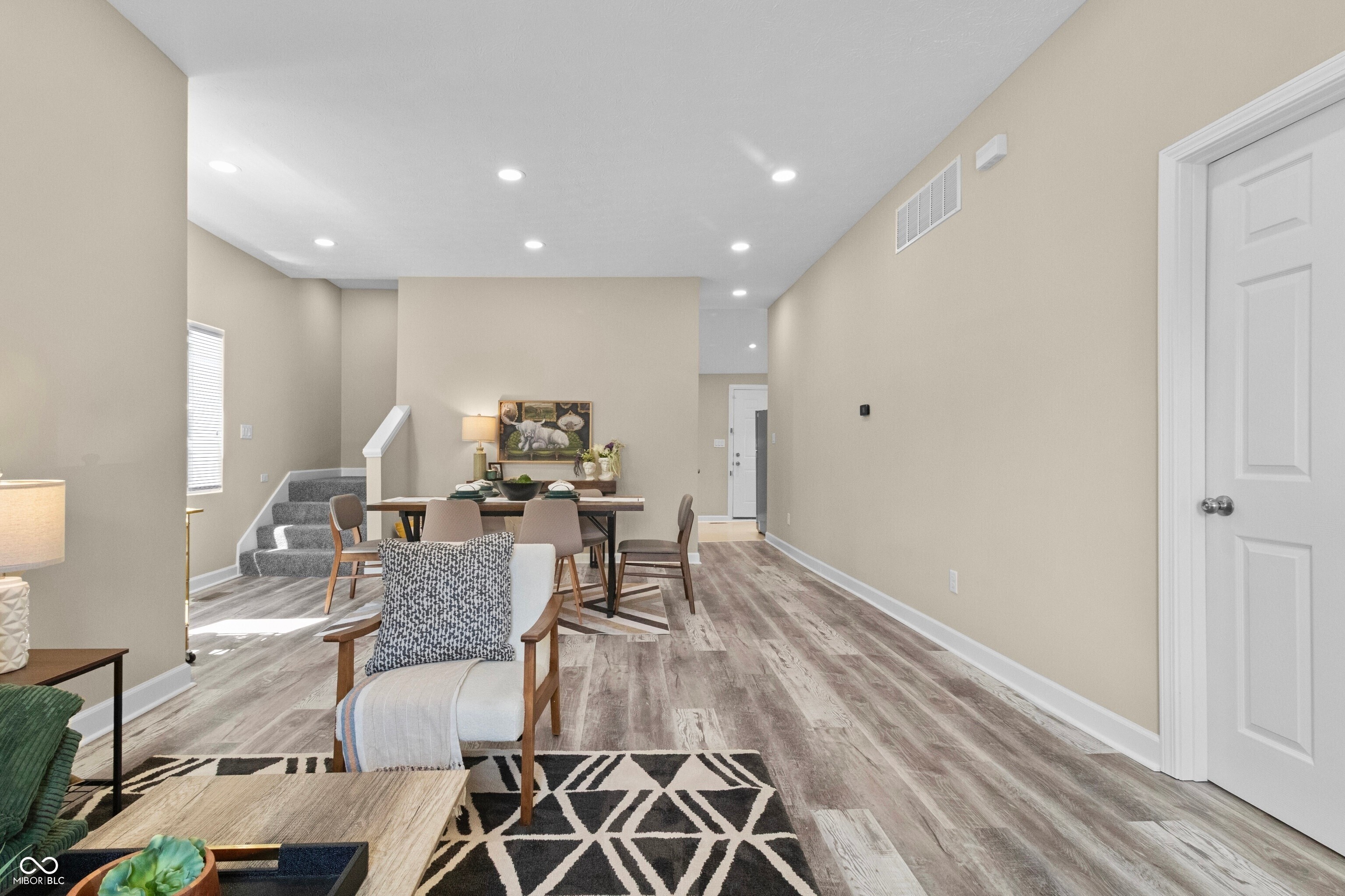 2430 Stuart Street Indianapolis, IN 46218 - Photo 6 of 51