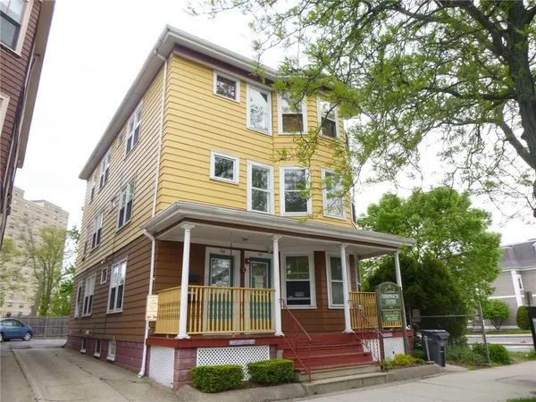 $1,850 | 511 Broadway, Providence, RI 02909