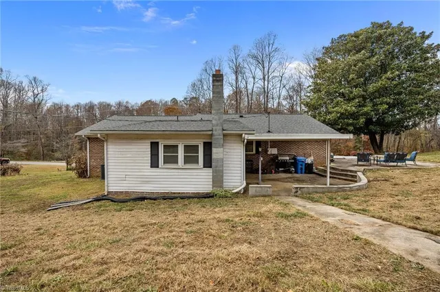 $234,900 | 134 North Park Drive, Jonesville, NC 28642