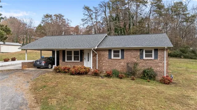 $234,900 | 134 North Park Drive, Jonesville, NC 28642