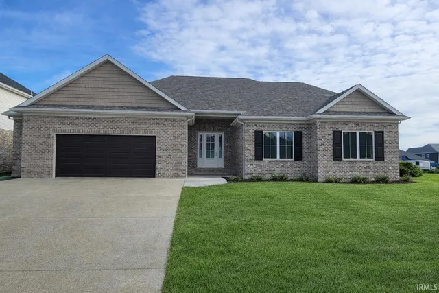 $613,500 | 439 Westbriar Circle, Newburgh, IN 47630