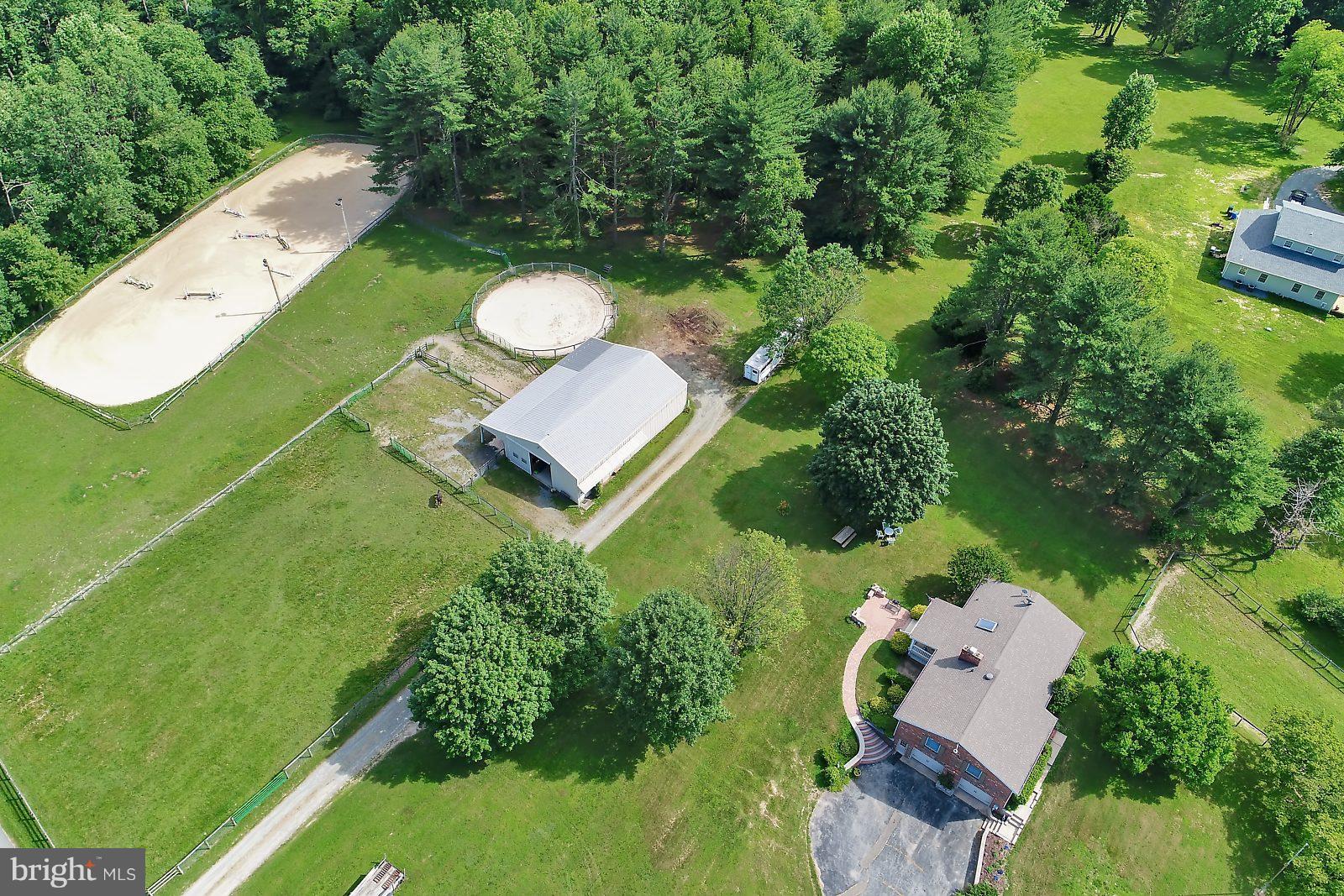 760 Warburton Road Elkton, MD 21921 - Photo 3 of 30 House, barn and rings
