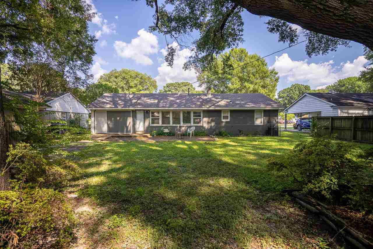 1427 Colonial Road Memphis, TN 38117 - Photo 22 of 24