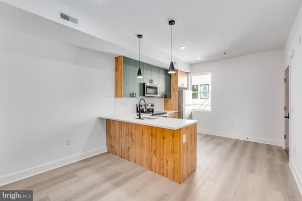 $1,600 | 1221 West Lehigh Avenue, Unit 3, Philadelphia, PA 19133