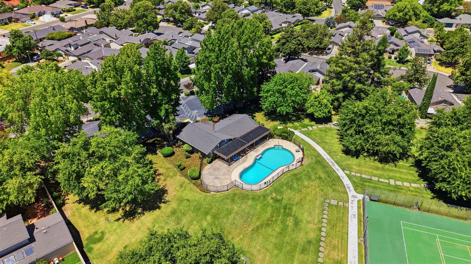 1156 Rosa Del Rio Way Sacramento, CA 95822 - Photo 40 of 43