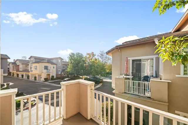 $805,000 | 14 Garrison Loop, Ladera Ranch, CA 92694