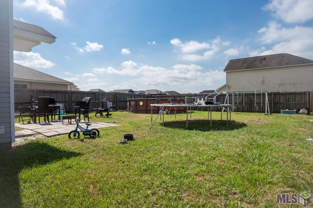 1703 West Worthy Road Gonzales, LA 70737 - Photo 5 of 16 Backyard