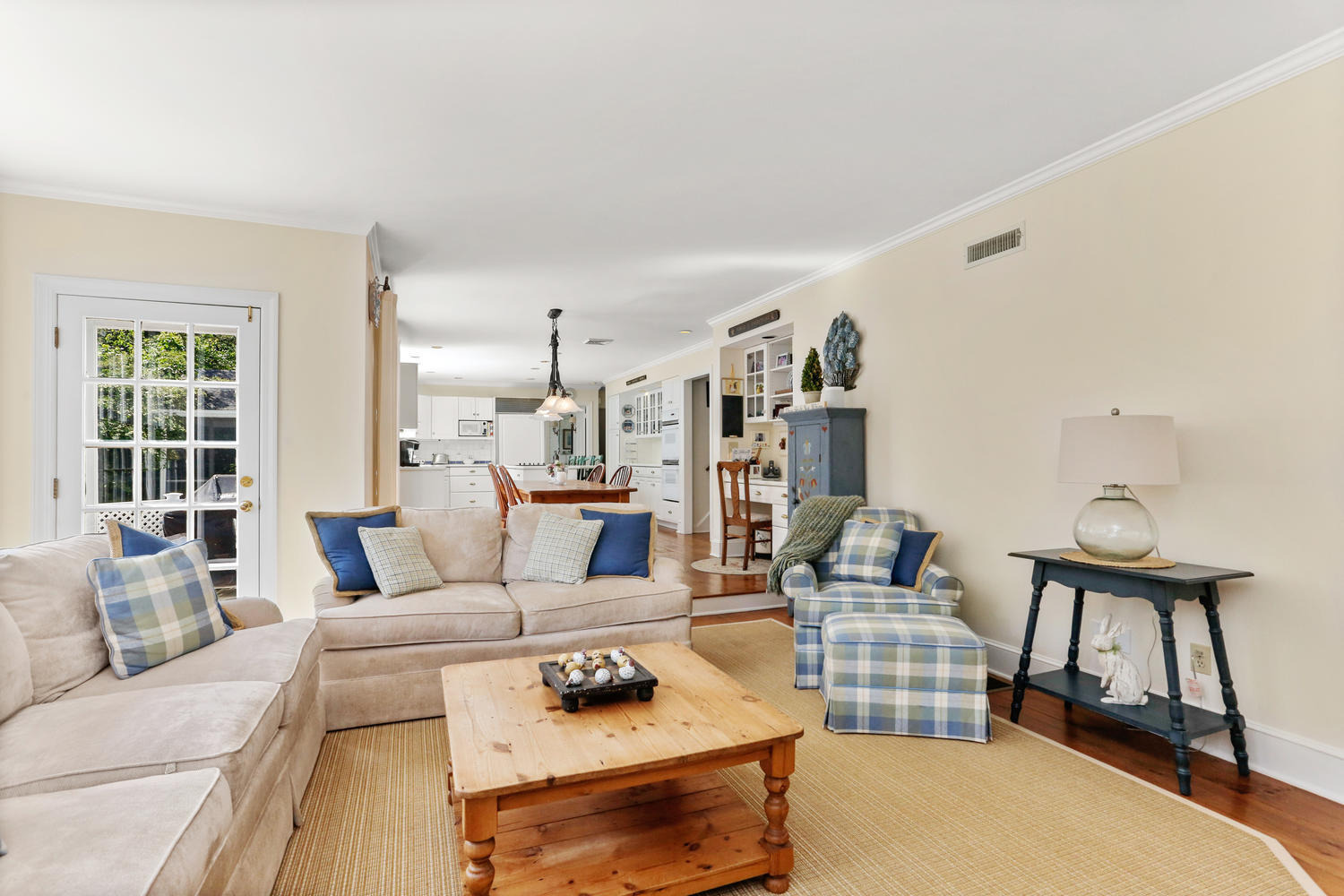 116 Marshall Ridge Road New Canaan, CT 06840 - Photo 31 of 50 a living room with furniture and a rug