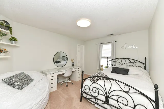 $299,999 | 12694 Justice Crossing, Fishers, IN 46037