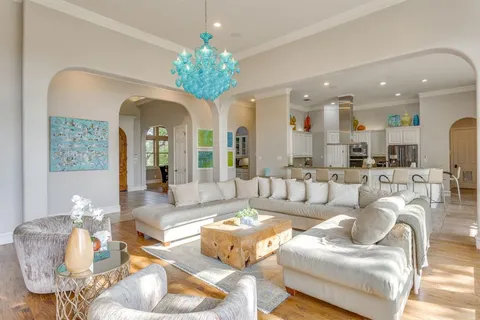 $1,150,000 | 305 Covered Bridge Drive, Fort Worth, TX 76108