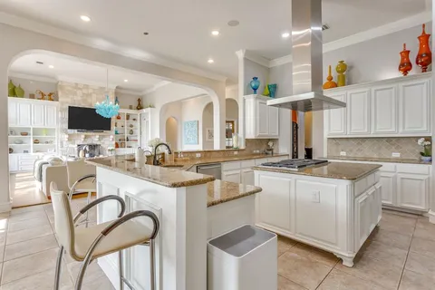 $1,150,000 | 305 Covered Bridge Drive, Fort Worth, TX 76108