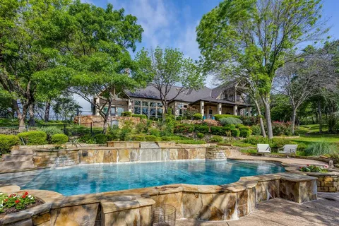 $1,150,000 | 305 Covered Bridge Drive, Fort Worth, TX 76108