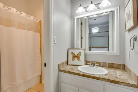 $1,150,000 | 305 Covered Bridge Drive, Fort Worth, TX 76108