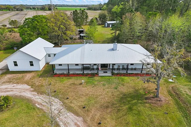 $895,000 | 290 Federal Point Road, East Palatka, FL 32131