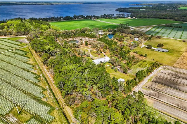 $895,000 | 290 Federal Point Road, East Palatka, FL 32131