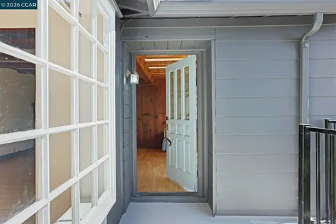 $999,000 | 5716 Merriewood Drive, Oakland, CA 94611