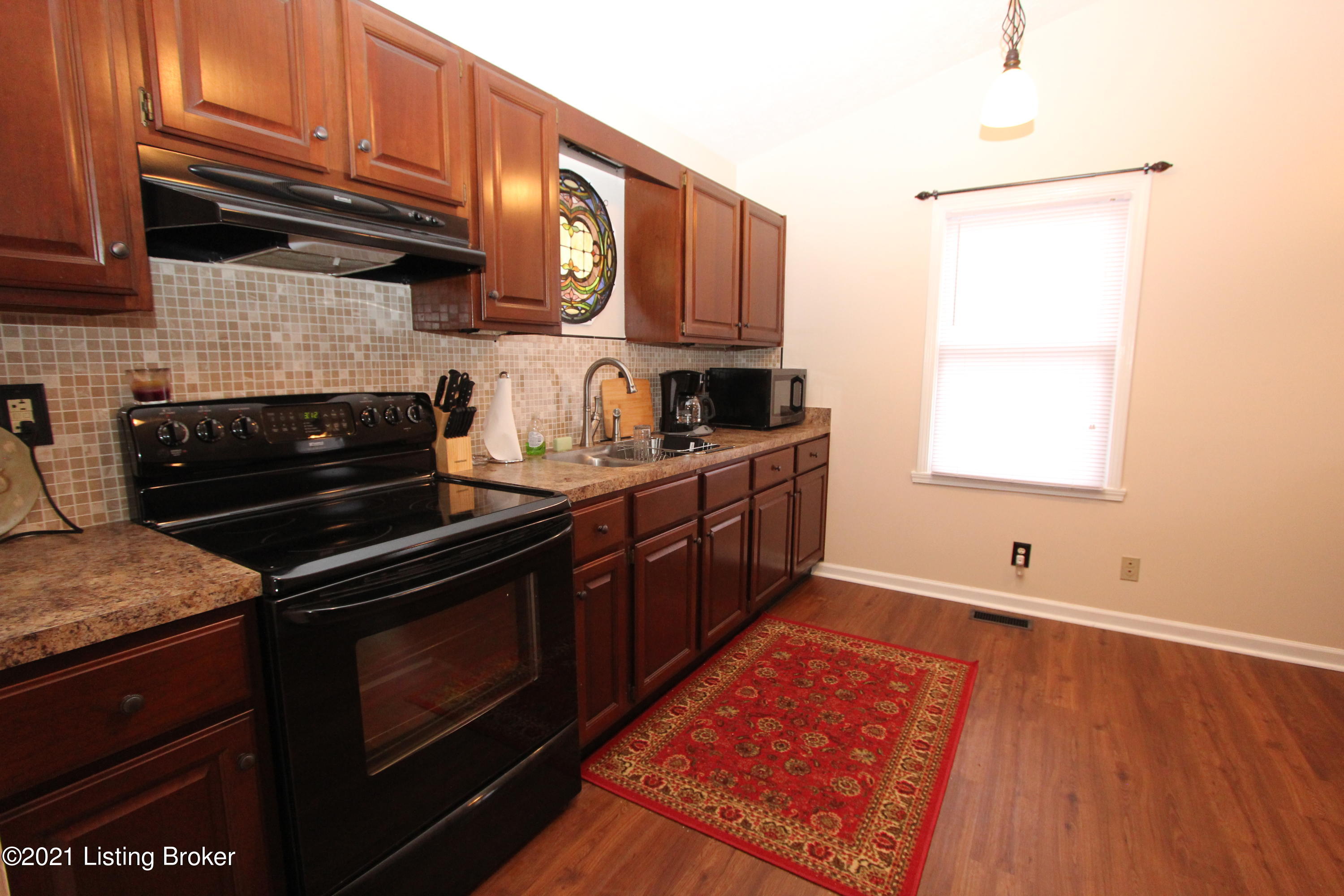 1309 Beaver Lake Road Lawrenceburg, KY 40342 - Photo 5 of 24 Kitchen (1)