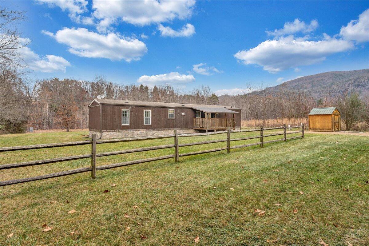 1606 Dunbrack Road Covington, VA 24426 - Photo 1 of 93 01-MIB00675
