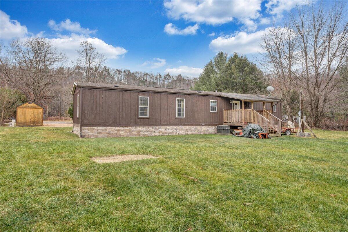 1606 Dunbrack Road Covington, VA 24426 - Photo 41 of 93 37-MIB00684