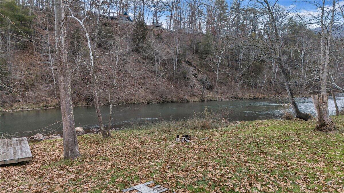 1606 Dunbrack Road Covington, VA 24426 - Photo 57 of 93 54-DJI_20241204134852_0039_D