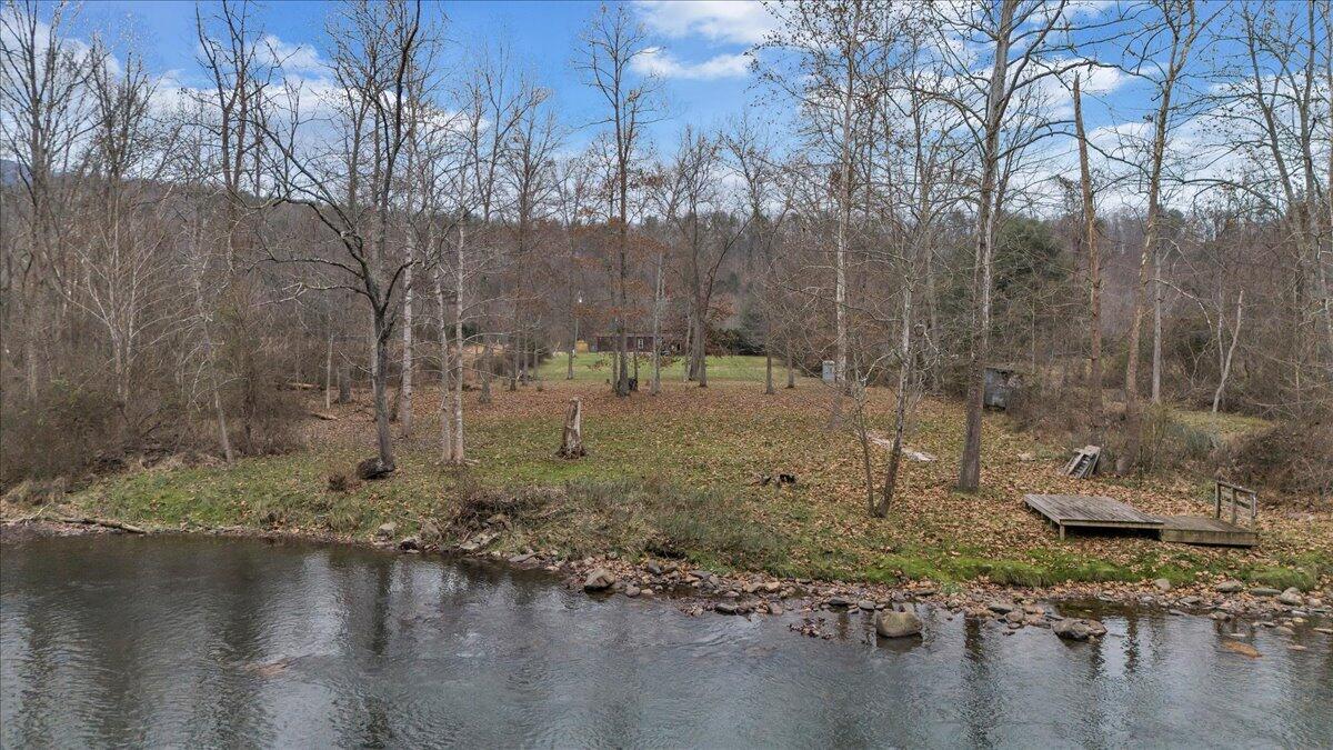 1606 Dunbrack Road Covington, VA 24426 - Photo 73 of 93 71-DJI_20241204135447_0060_D