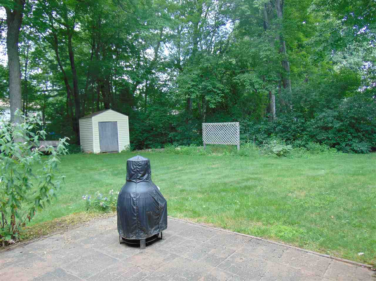 10 Poplar Road Salem, NH 03079 - Photo 13 of 35 Gallery Image 13