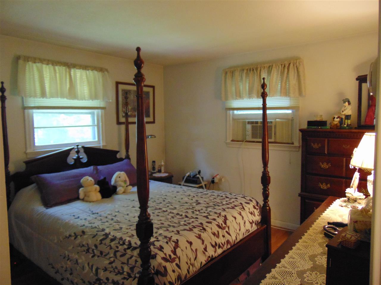 10 Poplar Road Salem, NH 03079 - Photo 18 of 35 Gallery Image 18