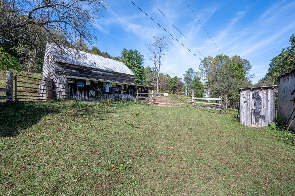749 Knight Road Rural Retreat, VA 24368 - Photo 24 of 76 Gallery Image 24