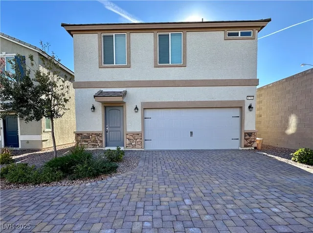$1,900 | 8793 Candelabra Court, Las Vegas, NV 89113