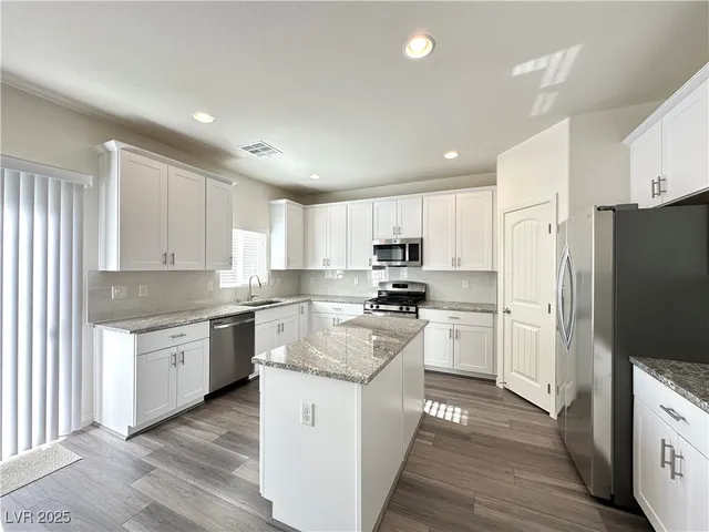 $1,900 | 8793 Candelabra Court, Las Vegas, NV 89113