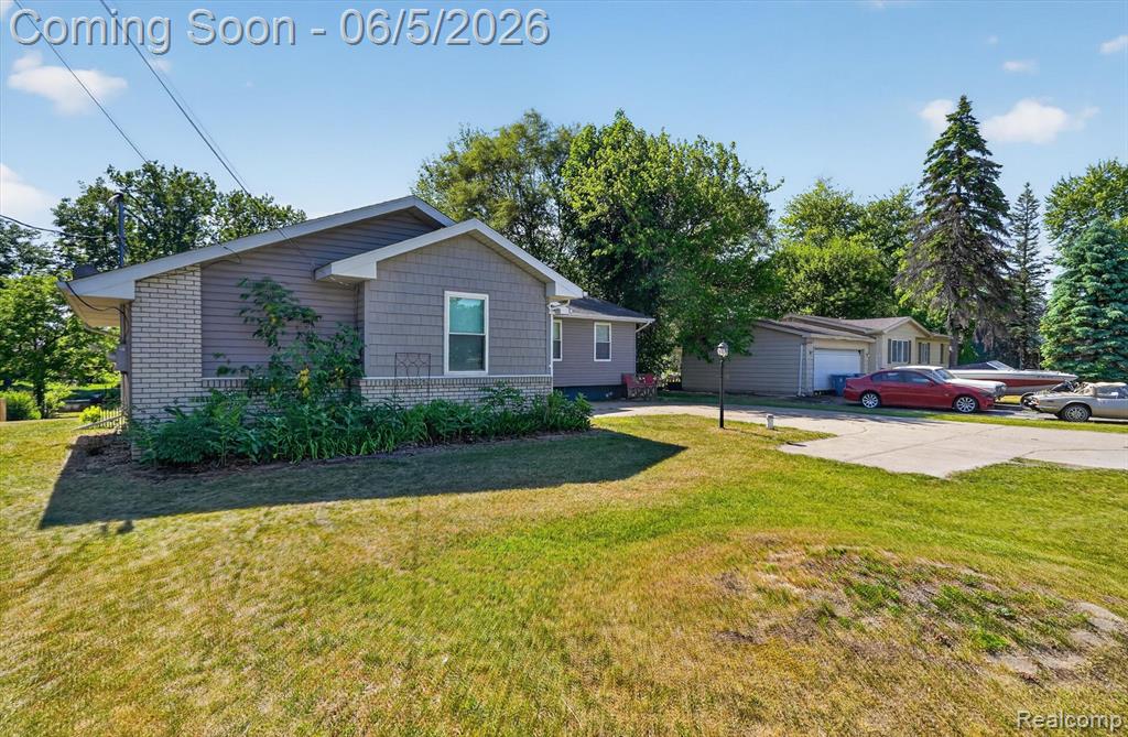14232 North Road Fenton, MI 48430 - Photo 2 of 66
