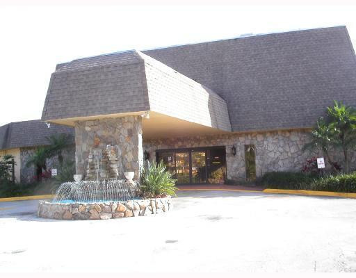 351 Cambridge Road, Unit 314 Hollywood, FL 33024 - Photo 4 of 9 Other