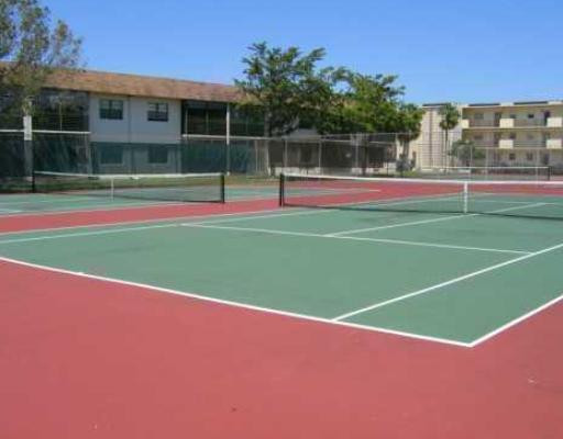 351 Cambridge Road, Unit 314 Hollywood, FL 33024 - Photo 9 of 9 Tennis Court