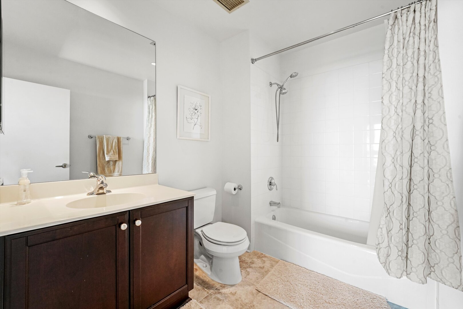 1201 South Prairie Avenue, Unit 3404 Chicago, IL 60605 - Photo 19 of 38 a bathroom with a sink a toilet and shower