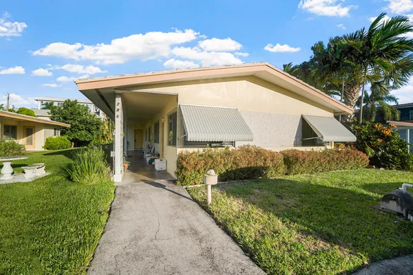 $1,500 | 756 Southeast 19th Avenue, Unit 2, Deerfield Beach, FL 33441