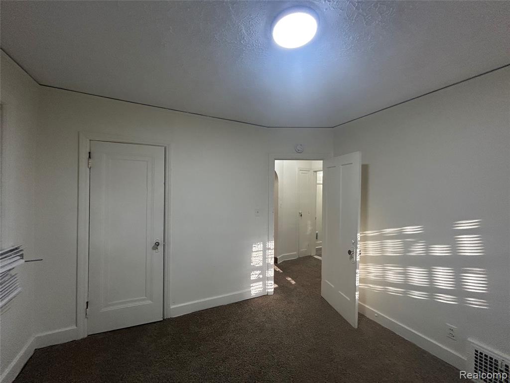4401 Buckingham Detroit, MI 48224 - Photo 31 of 41