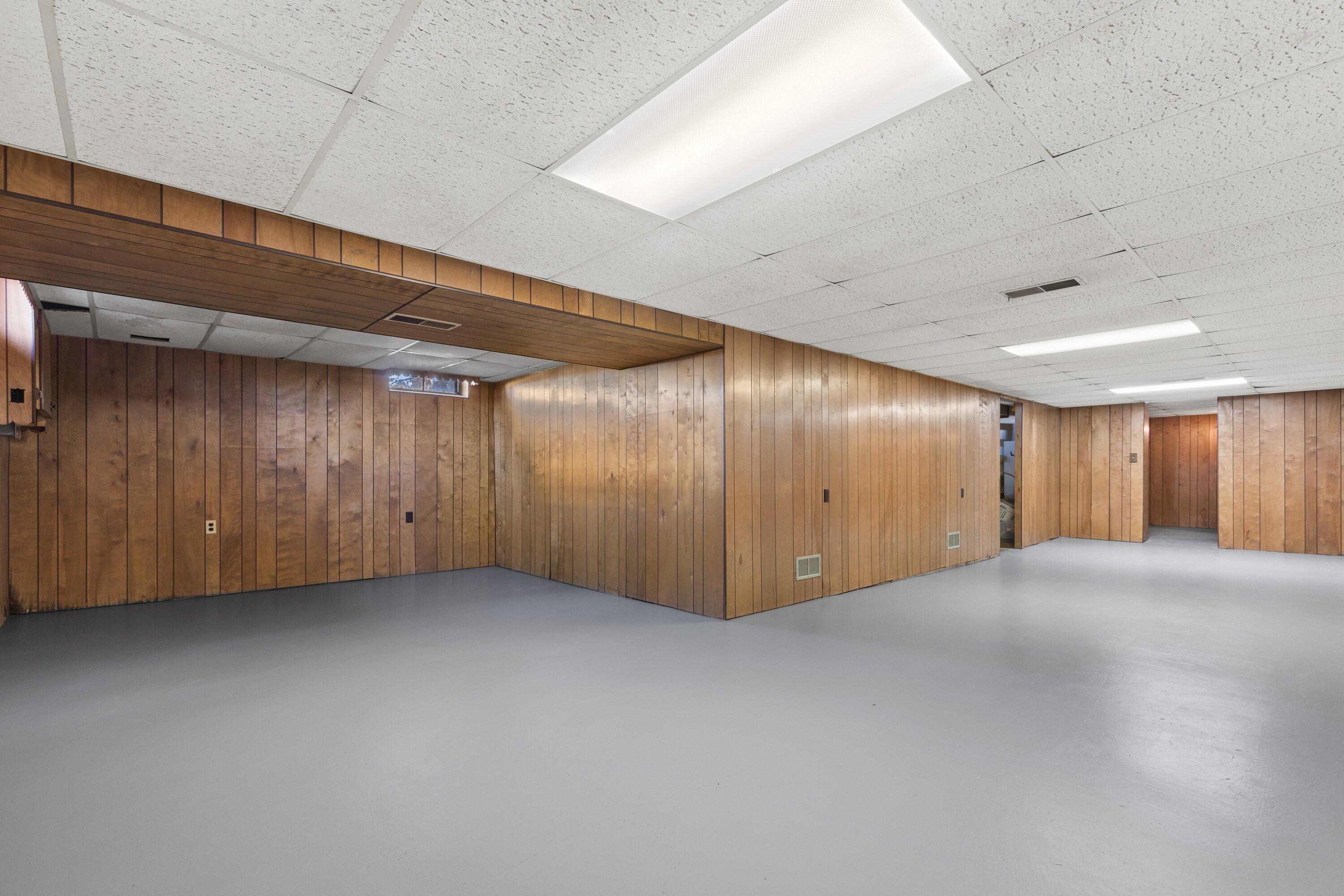 4230 Michel Court Caledonia, WI 53126 - Photo 38 of 41 IMG_2787