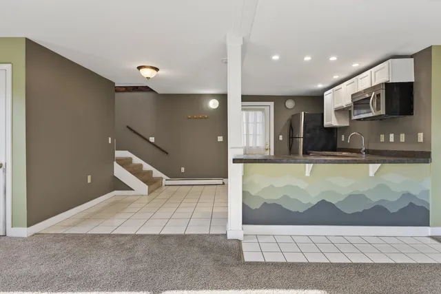 $369,000 | 177 Main Street, Unit 3, Newmarket, NH 03857