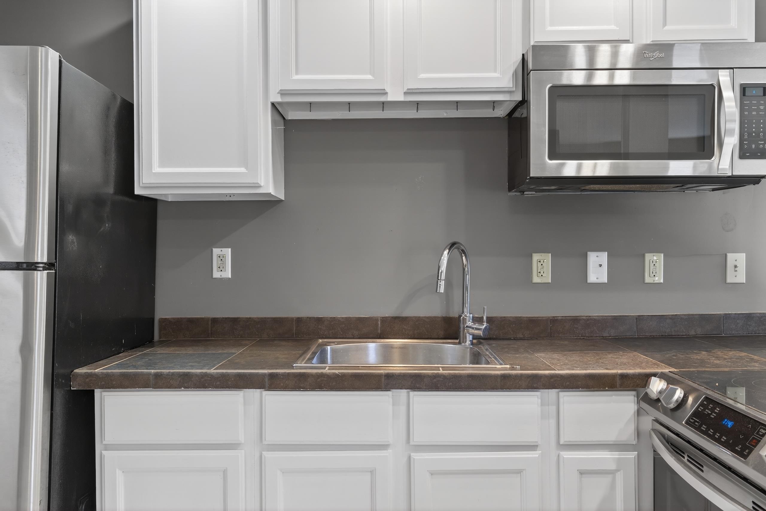 177 Main Street, Unit 3 Newmarket, NH 03857 - Photo 15 of 50