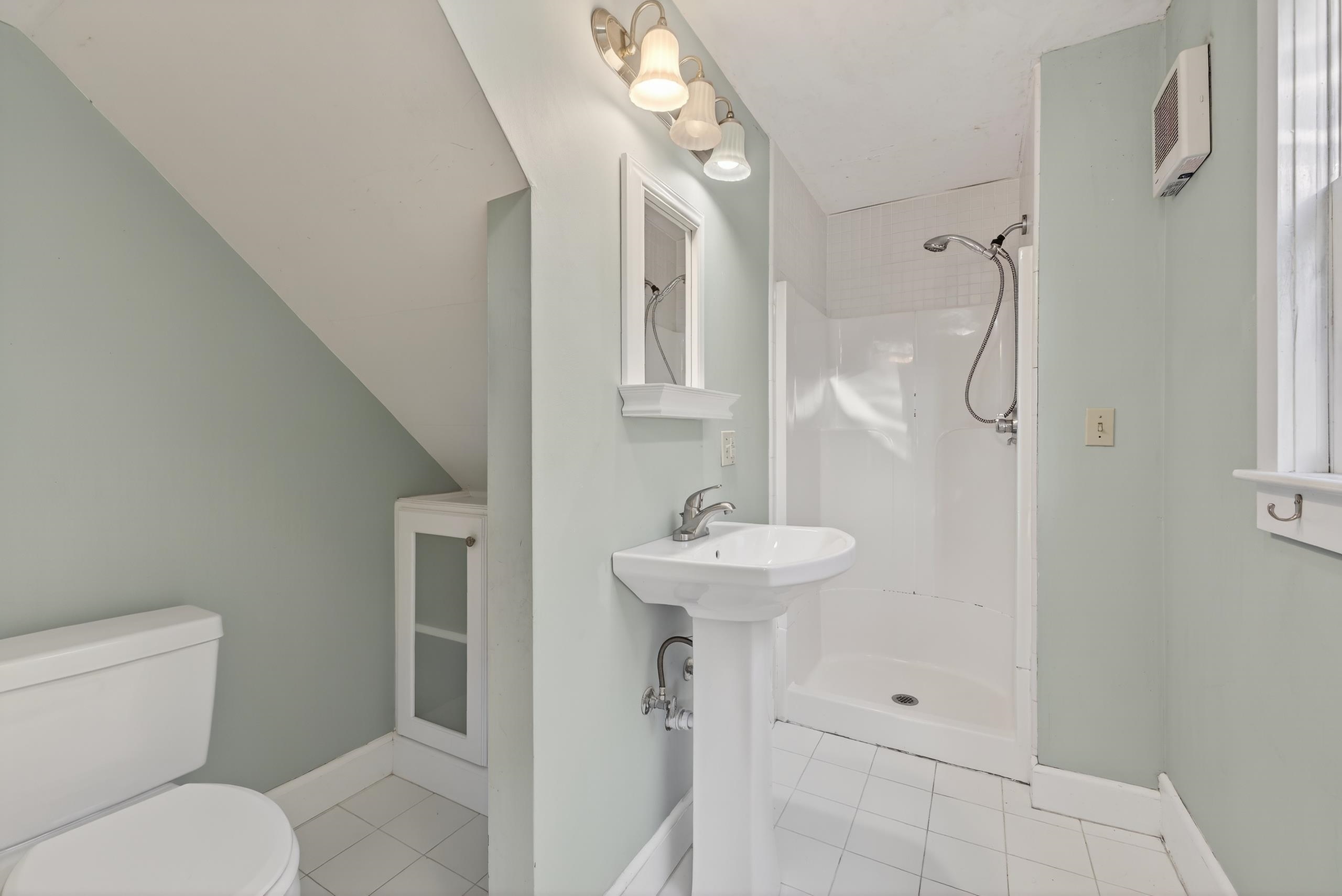 177 Main Street, Unit 3 Newmarket, NH 03857 - Photo 17 of 50