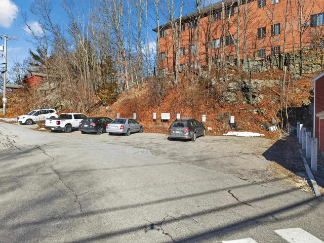 $369,000 | 177 Main Street, Unit 3, Newmarket, NH 03857