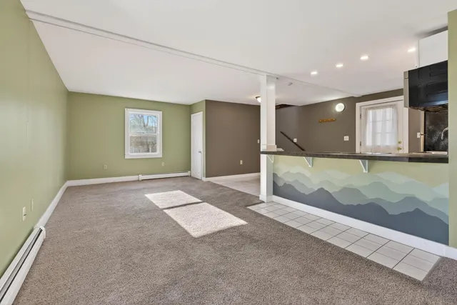 $369,000 | 177 Main Street, Unit 3, Newmarket, NH 03857