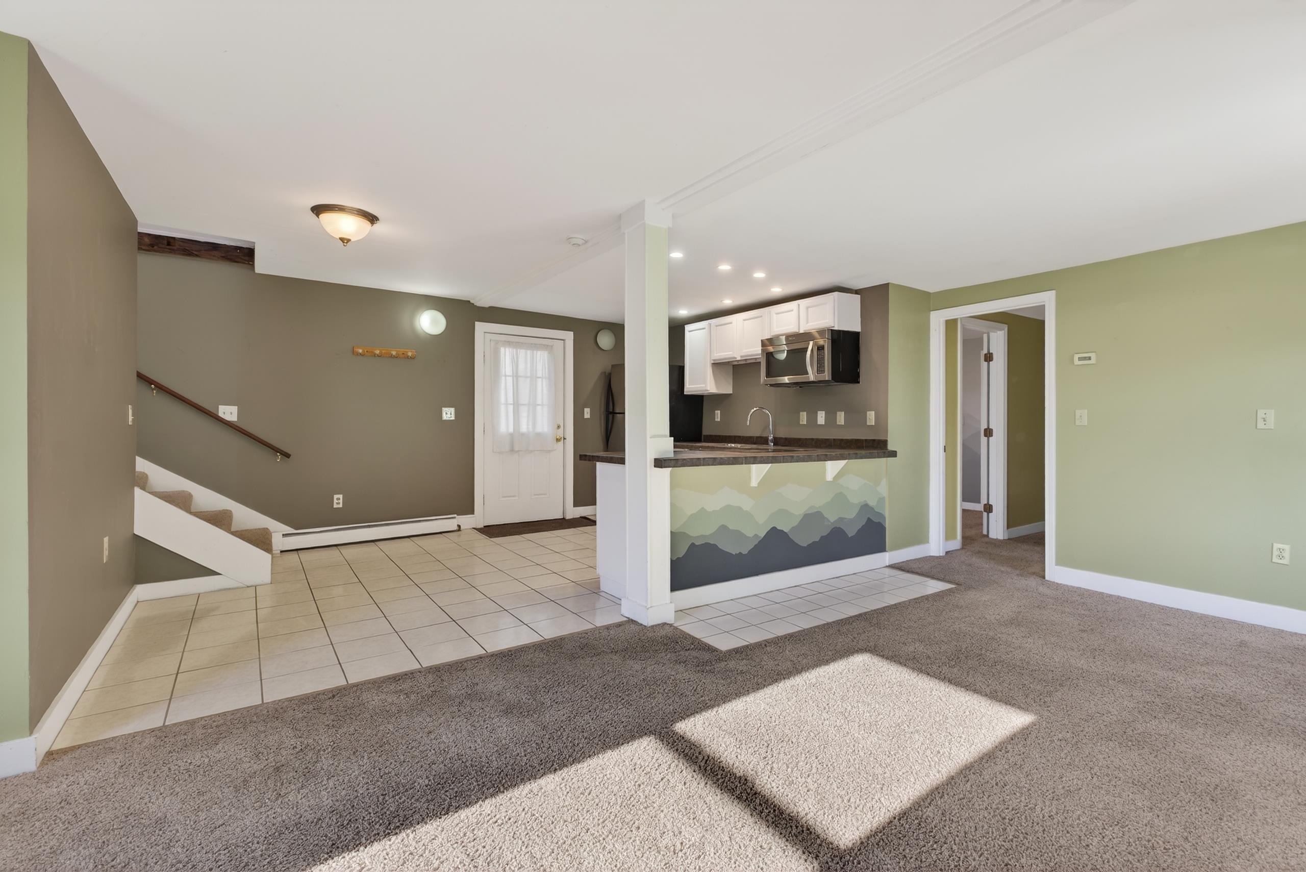 177 Main Street, Unit 3 Newmarket, NH 03857 - Photo 10 of 50